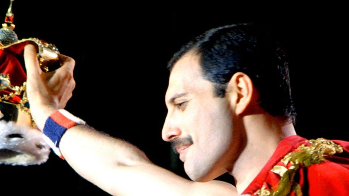 Freddie Mercury sigue dejando su cesta de Navidad a sus seres queridos