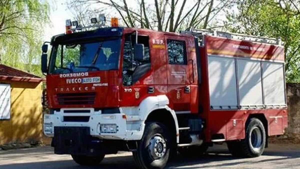 Una mujer fallece en el incendio de su casa en Medina de Pomar (Burgos) Una mujer fallece en el incendio de su casa en Medina de Pomar (Burgos)