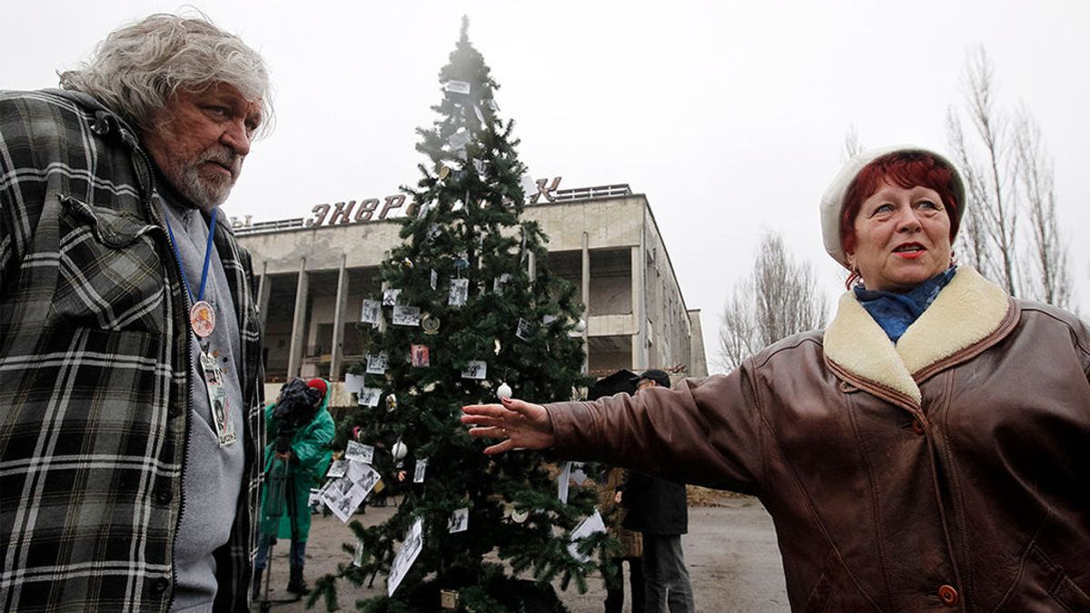 Chernóbil recupera la Navidad con su primer árbol en 33 años Chernóbil recupera la Navidad con su primer árbol en 33 años