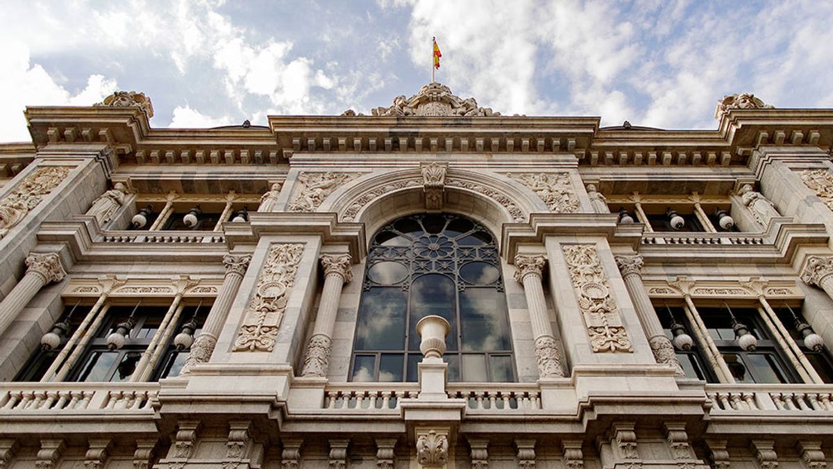 Por primera vez desde 1980 hay menos de 25.000 sucursales bancarias Por primera vez desde 1980 hay menos de 25.000 sucursales bancarias