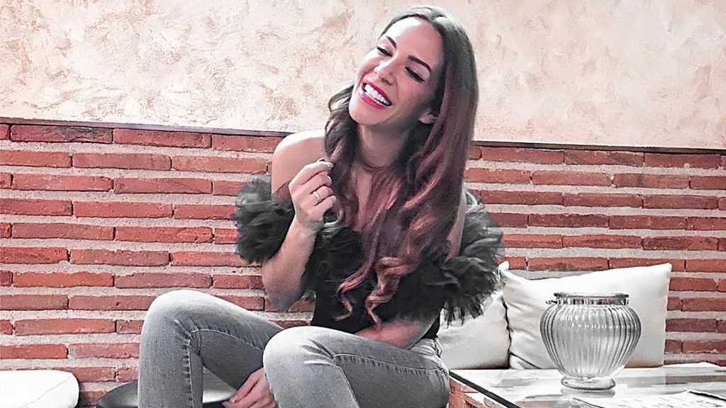 Tamara Gorro sorprendida por sus amigos y familia en unas navidades complicadas: "Mi madre necesitaba verme sonreír"