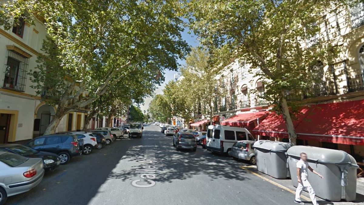 Denuncian en Sevilla a un conductor por atropellar a un agente y cuadruplicar la tasa de alcohol