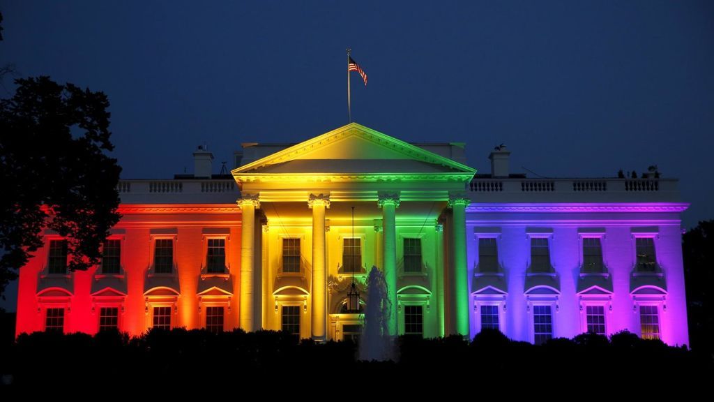 La Casa Blanca ilumina su fachada con los colores del arcoíris en junio de 2015
