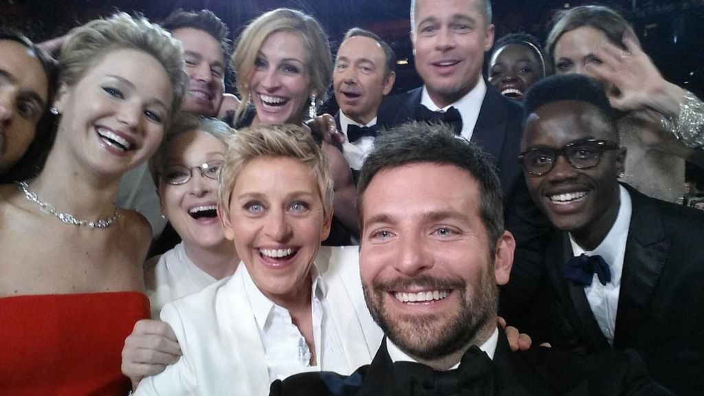 El selfie de Ellen DeGeneres durante la gala de los Oscar en marzo de 2014