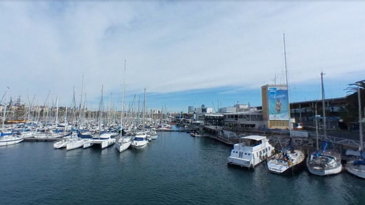 Encuentran el cadáver de un hombre australiano de 36 años bajo su barco en el Port Vell de Barcelona