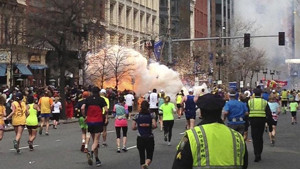 Explosión durante la Maratón de Boston en abril de 2013