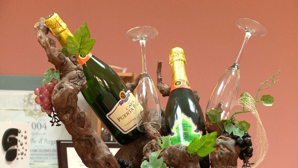 El sector del cava catalán bloquea a los productores del resto de España El sector del cava catalán bloquea a los productores del resto de España