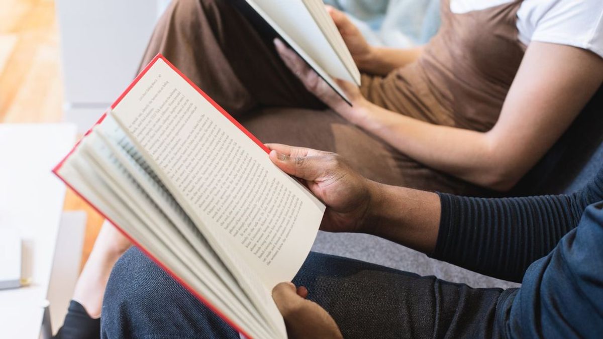 Son libros pero no se leen, se juegan: los mejores 'scape books' para hacer el regalo más original Son libros pero no se leen, se juegan: los mejores 'scape books' para hacer el regalo más original