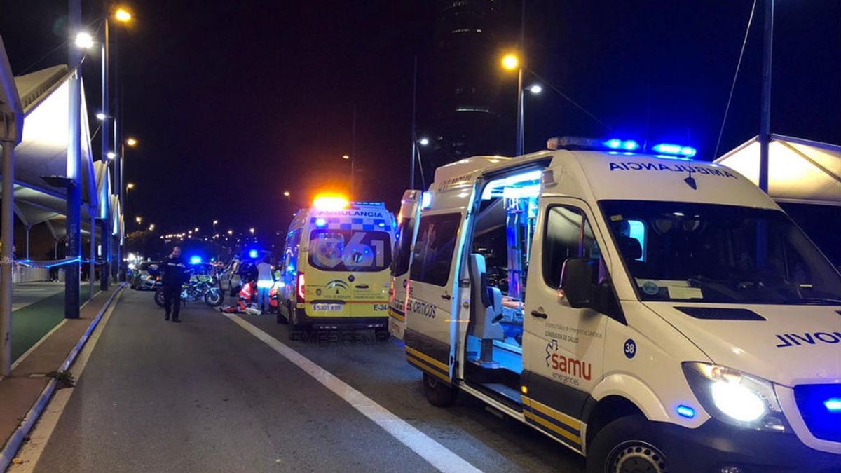 Tiran un petardo contra una ambulancia en Nápoles: el médico corre el riesgo de quedarse sordo