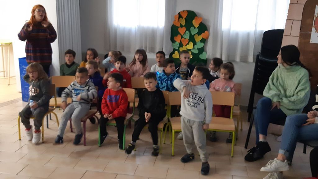 almanjayar niños voluntarios