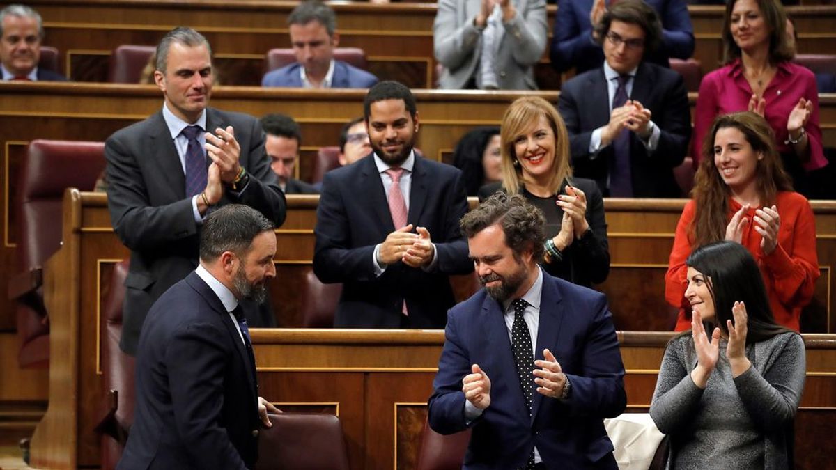 Vox llama "analfabeto" a Pedro Sánchez en el Congreso por mezclar al Cid con la toma de Granada