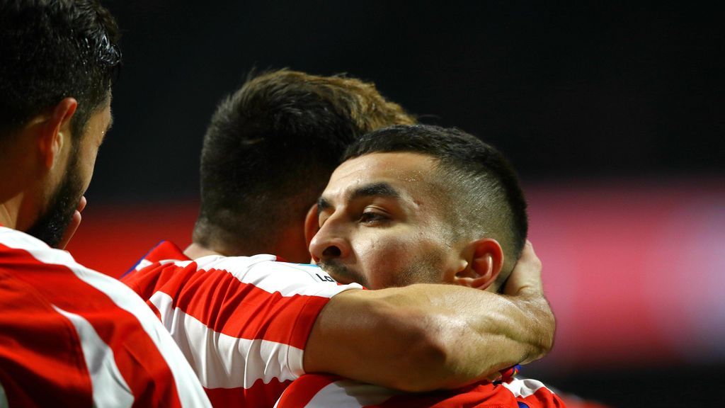 El Atlético estrena el año en el Wanda con victoria ante el Levante (2-1) El Atlético estrena el año en el Wanda con victoria ante el Levante (2-1)
