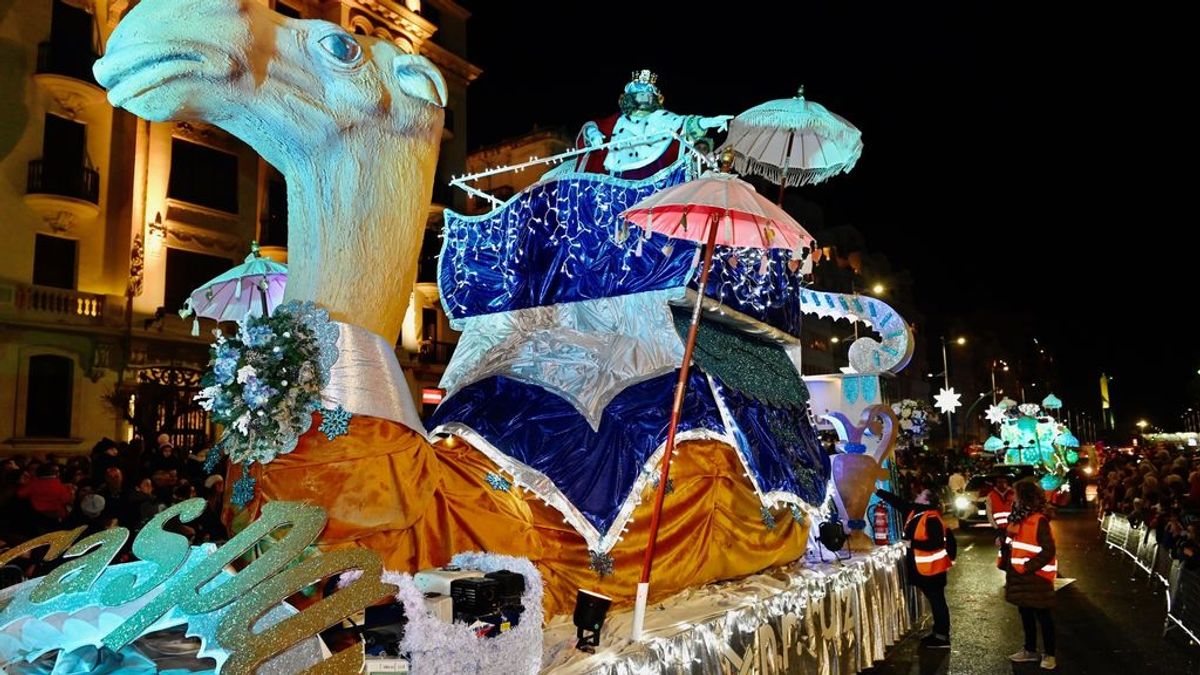 Las Cabalgatas de Reyes inundan Cantabria