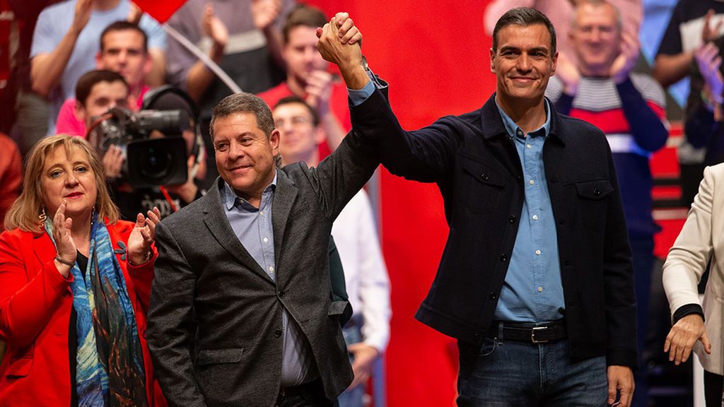 El PP presiona a Page para que sus diputados voten contra Sánchez El PP presiona a Page para que sus diputados voten contra Sánchez