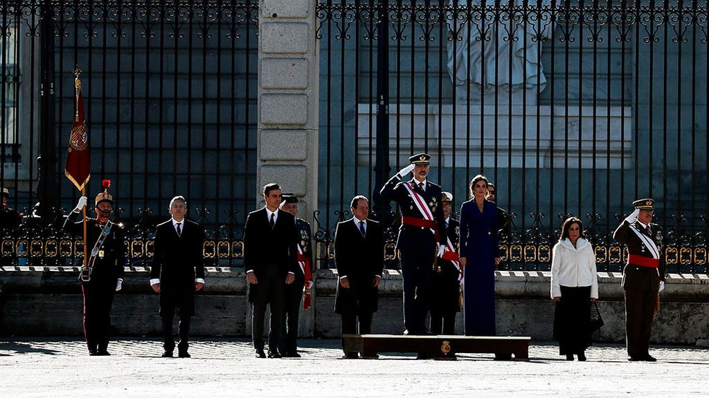 El Rey preside la Pascua Militar tras la bronca del Congreso en la que le llamaron 'autoritario' El Rey preside la Pascua Militar tras la bronca del Congreso en la que le llamaron 'autoritario'