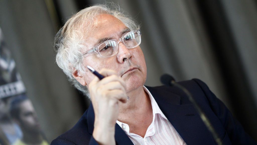 Manuel Castells, el gran amigo de Ada Colau, nuevo ministro de Universidades Manuel Castells, el gran amigo de Ada Colau, nuevo ministro de Universidades