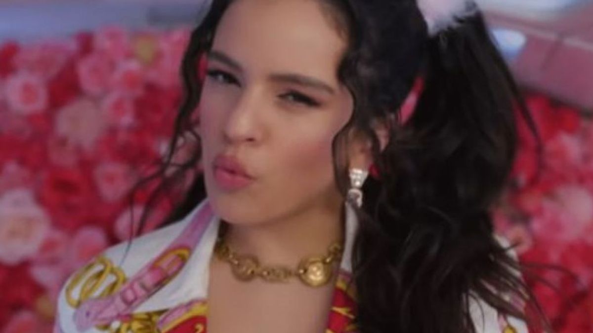 'Con gordura': la parodia del hit de Rosalía que todos cantan después de las comilonas de Navidades
