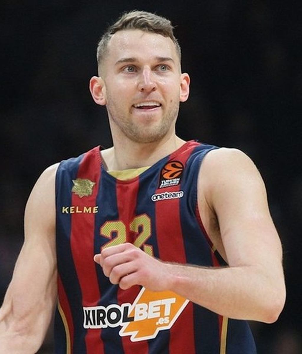 KV37yx0xDy4OL3FvRggFr