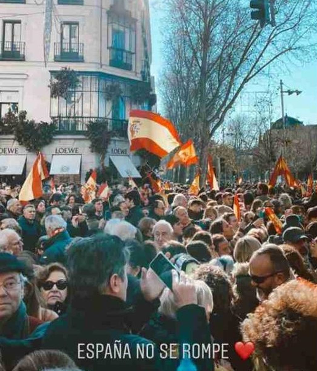 img_ironda_20200106-101645_imagenes_md_otras_fuentes_pombo-640-manifestacion-640-1-kbS-U472729594560UAI-572x1015@MundoDeportivo-Web