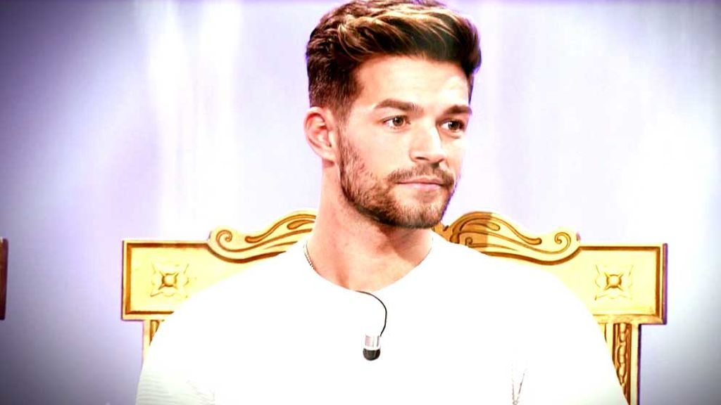 Hoy, a partir de las 12:35 horas, David tomará decisiones importantes en su trono