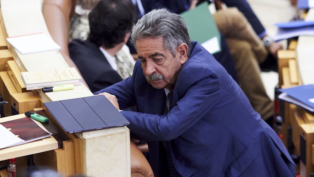 PSOE sigue en el Gobierno de Cantabria pese al no de PRC en la investidura PSOE sigue en el Gobierno de Cantabria pese al no de PRC en la investidura
