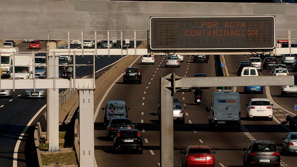 El viernes se mantiene el protocolo anticontaminación: velocidad máxima a 70 kilómetros por hora en la M-30 El viernes se mantiene el protocolo anticontaminación: velocidad máxima a 70 kilómetros por hora en la M-30