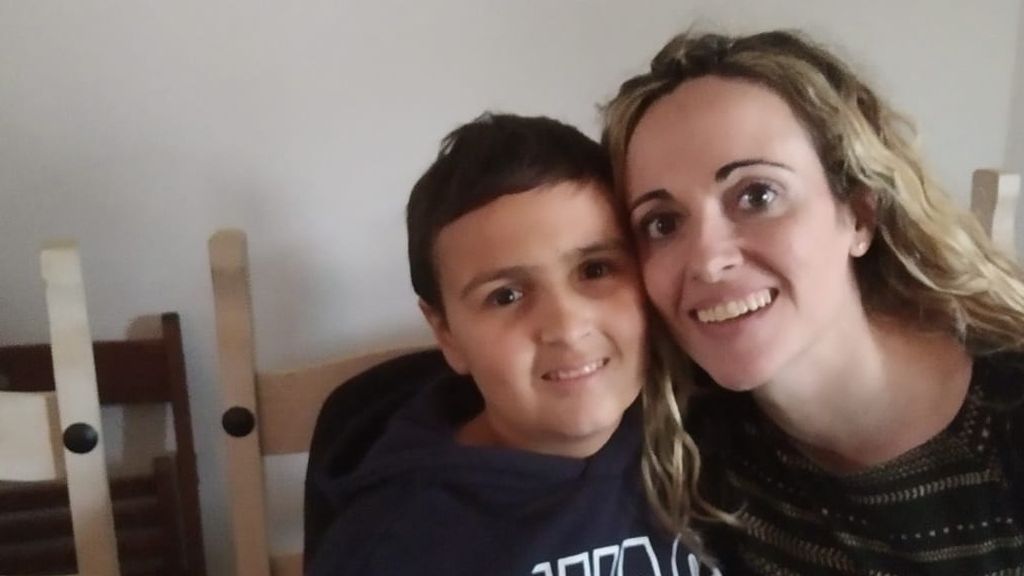Pablo con su madre Alicia