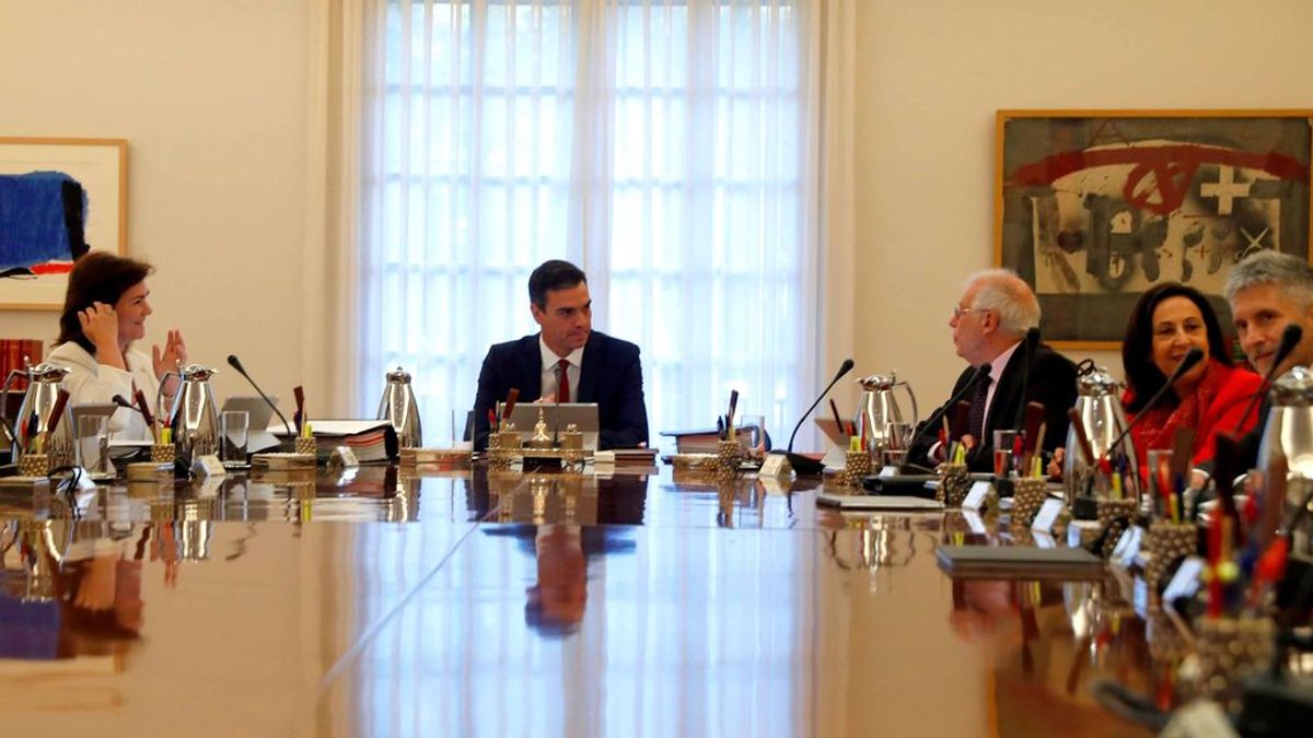 Sánchez preside un Consejo de Ministros