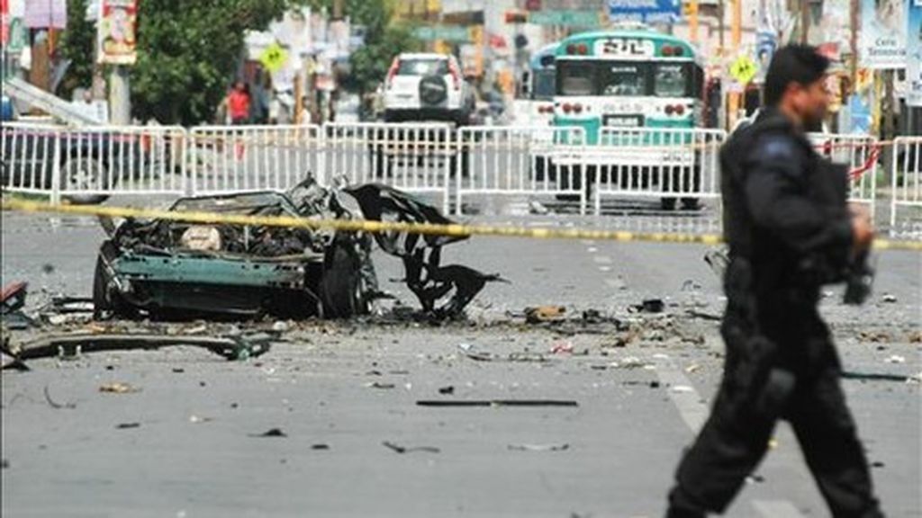 Un enfrentamiento entre policías y sicarios ha dejado 8 muertos en la frontera de México con EEUU Un enfrentamiento entre policías y sicarios ha dejado 8 muertos en la frontera de México con EEUU