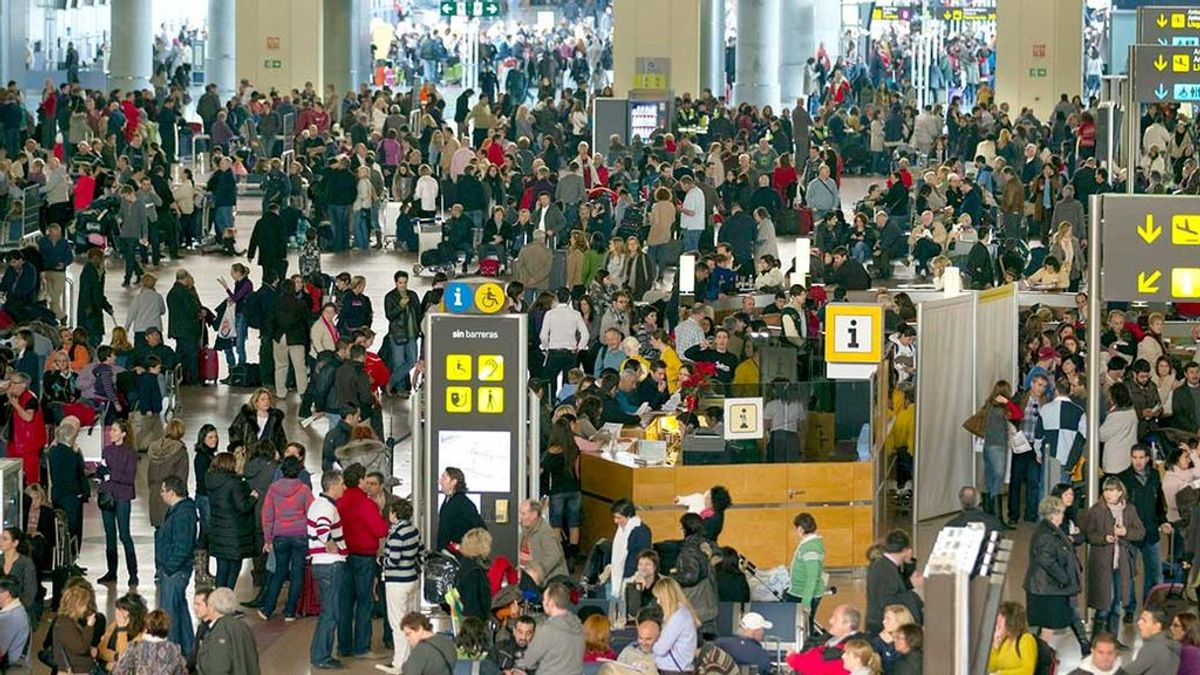 Un total de 119 controladores de los 133 que van a juicio pactan con la Fiscalía por el caos aéreo de 2010 Un total de 119 controladores de los 133 que van a juicio pactan con la Fiscalía por el caos aéreo de 2010