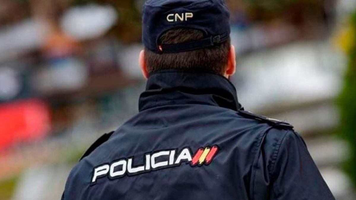 La Policía impide que una mujer desembolse 10 000 euros por el falso secuestro de su hija en Madrid
