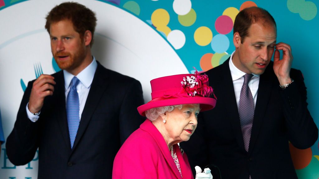 Caso Harry y Meghan: la reina Isabel convoca a su hijo y a sus nietos a una reunión de crisis Caso Harry y Meghan: la reina Isabel convoca a su hijo y a sus nietos a una reunión de crisis