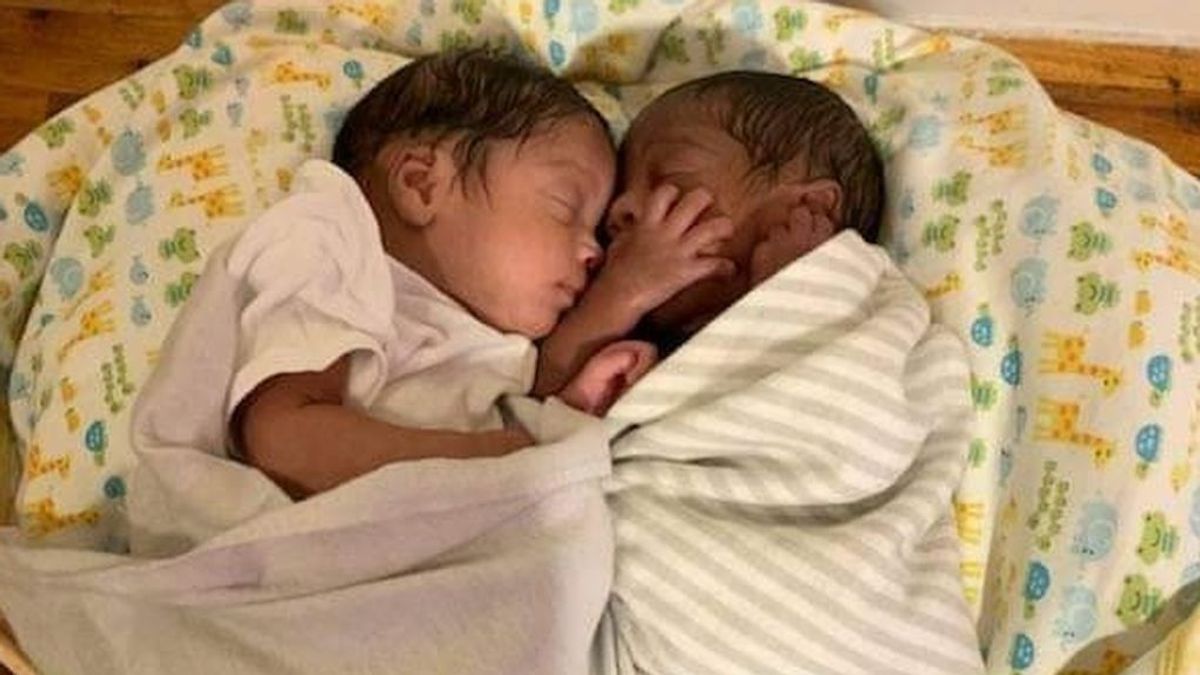 Investigan la muerte de dos bebés mellizos en un albergue