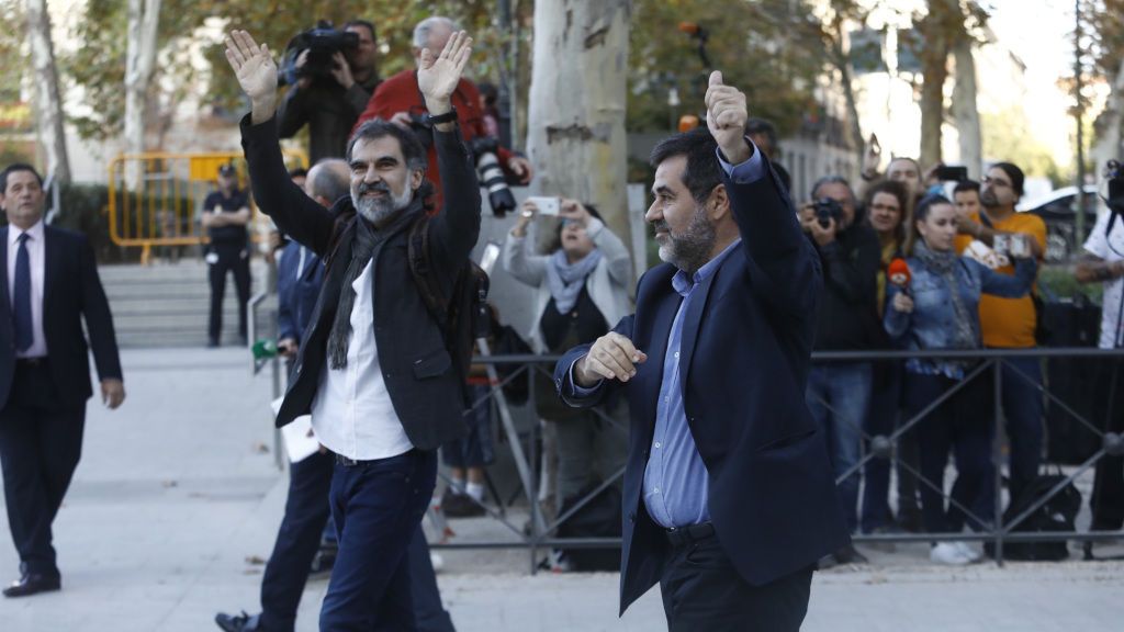 Los ‘Jordis’ pueden pedir permiso para salir de la cárcel desde hoy Los ‘Jordis’ pueden pedir permiso para salir de la cárcel desde hoy