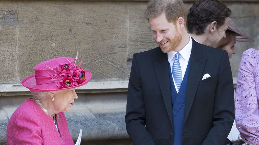 Isabel II concede un "periodo de transición" a Harry y Meghan: "Todavía quedan cosas por hacer" Isabel II concede un "periodo de transición" a Harry y Meghan: "Todavía quedan cosas por hacer"