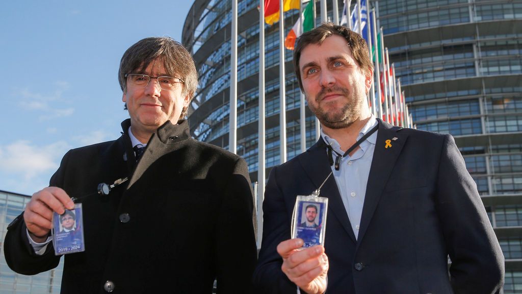Puigdemont toma posesión de su escaño de eurodiputado Puigdemont toma posesión de su escaño de eurodiputado
