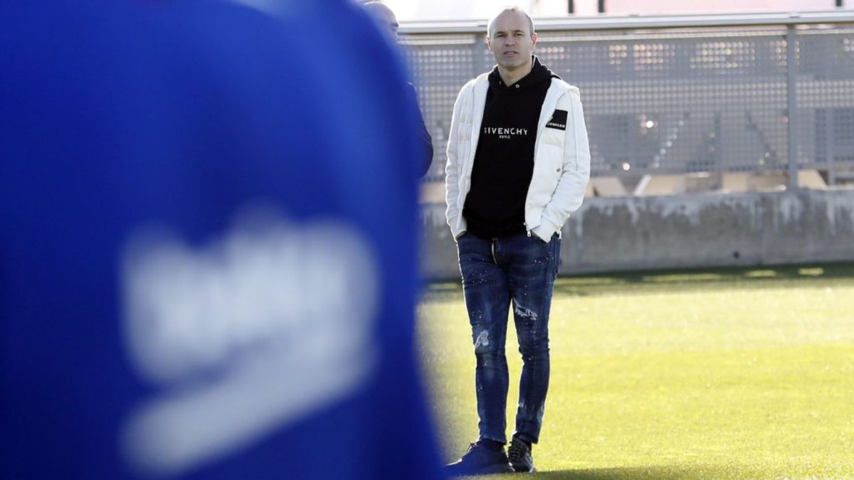 Andrés Iniesta aparece por sorpresa en el entrenamiento del Barça en plena ‘Crisis Valverde’