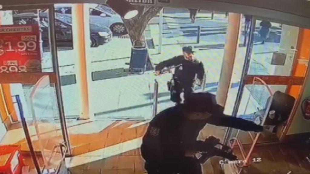 Detenido por intentar robar en un supermercado y amenazar con un cuchillo a los empleados, en el centro de Madrid