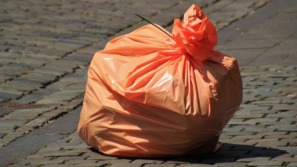 Encuentran restos humanos dentro de una bolsa de basura en Dublín