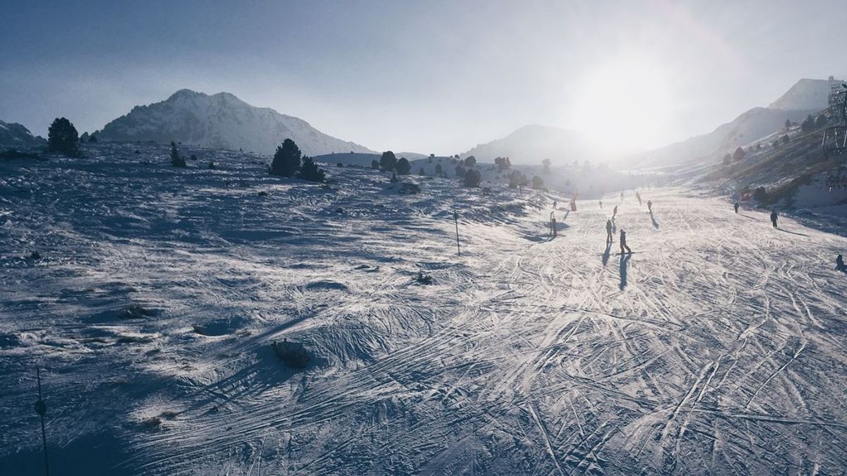 Las estaciones de esquí, temblando: la nevada del invierno llegará la semana que viene