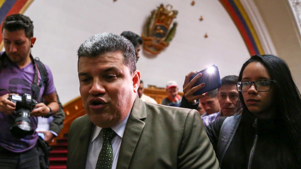 EEUU adopta sanciones contra Luis Parra horas antes de la reunión de la Asamblea de Venezuela EEUU adopta sanciones contra Luis Parra horas antes de la reunión de la Asamblea de Venezuela