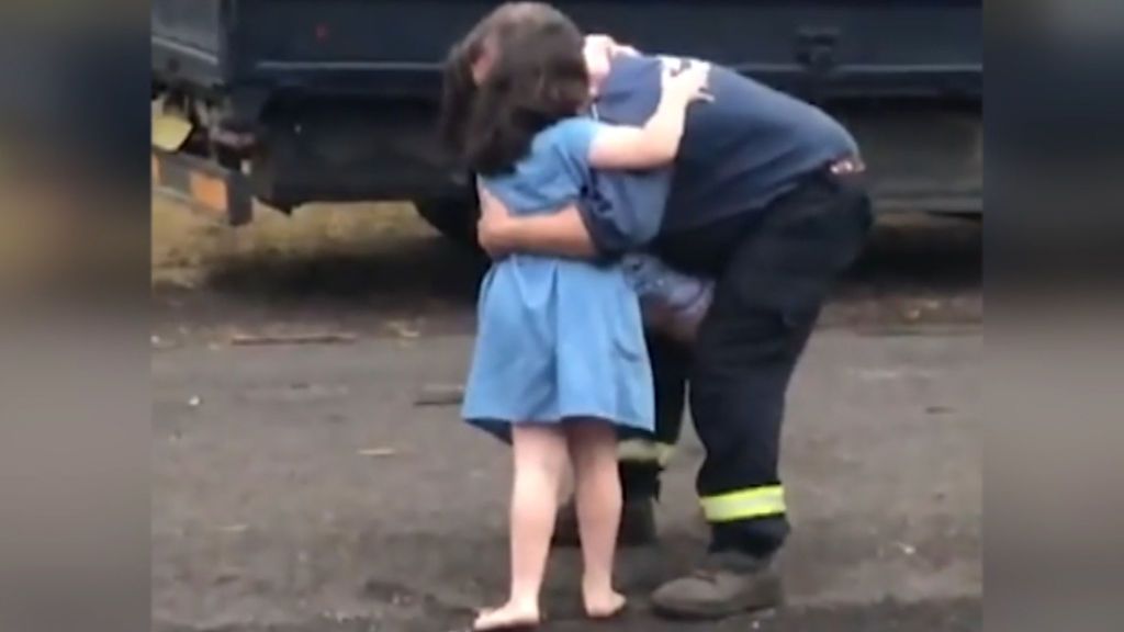 Incendios Australia: Cuando papá bombero regresa a casa sano y salvo