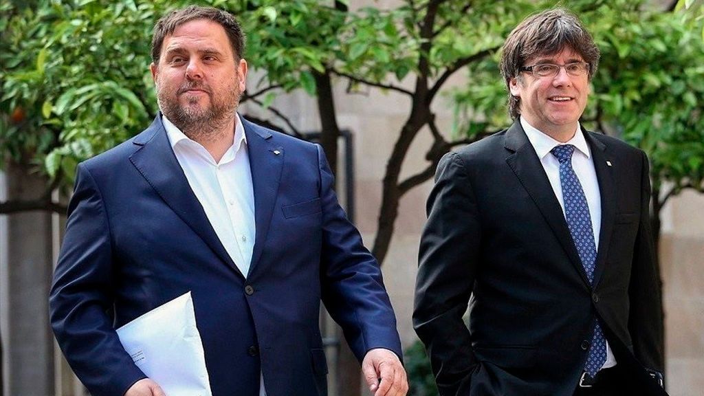 Puigdemont intenta anular al Supremo y Junqueras pide otra consulta a la Justicia Europea Puigdemont intenta anular al Supremo y Junqueras pide otra consulta a la Justicia Europea