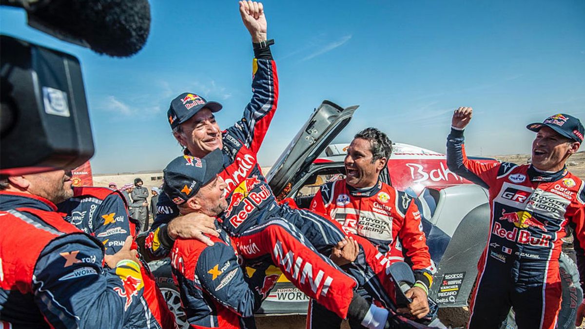 Carlos Sainz gana su tercer Dakar y hace historia a los 57 años