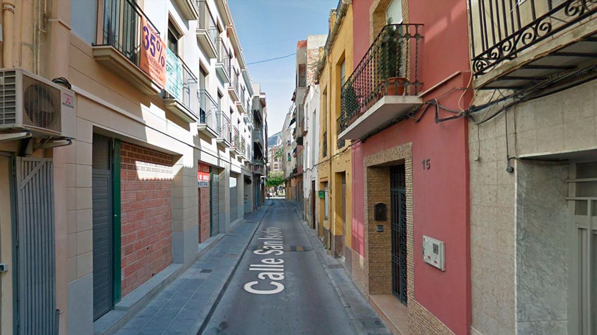 Encuentran a una recién nacida abandonada entre unos trapos viejos en Orihuela Encuentran a una recién nacida abandonada entre unos trapos viejos en Orihuela