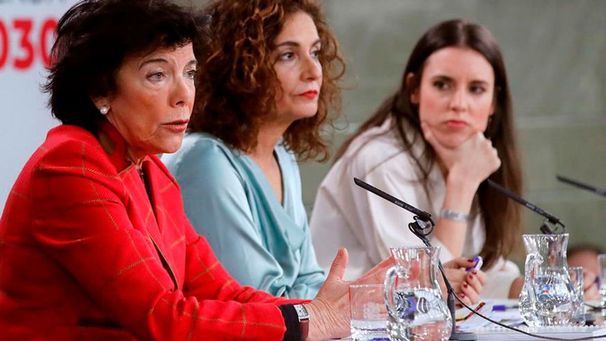 Isabel Celáa, María Jesús Montero e Irene Montero en Moncloa Isabel Celáa, María Jesús Montero e Irene Montero en Moncloa