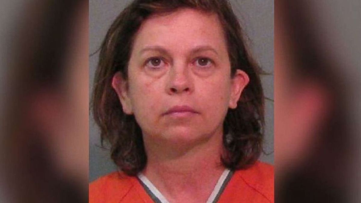 25 años de cárcel para una mujer por envenenar y matar a su marido: le echó gotas para los ojos en el agua