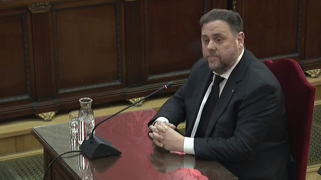 Junqueras condiciona el apoyo de ERC a los presupuestos a los avances de la mesa de diálogo con el PSOE Junqueras condiciona el apoyo de ERC a los presupuestos a los avances de la mesa de diálogo con el PSOE