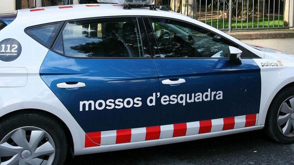 Investigan el hallazgo de dos cadáveres en un coche en La Roca del Vallès, Barcelona Investigan el hallazgo de dos cadáveres en un coche en La Roca del Vallès, Barcelona