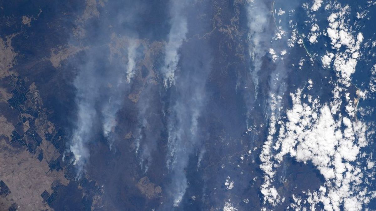 Una astronauta captura unas impresionantes imágenes de los incendios de Australia desde el espacio